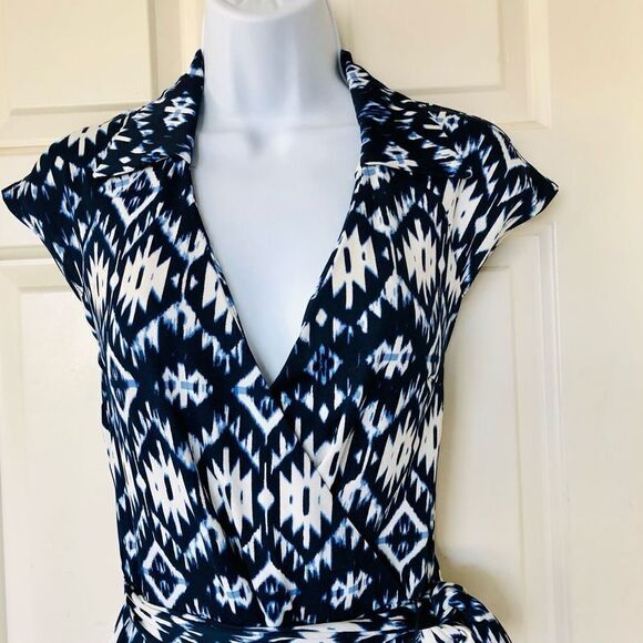 NWOT Soho Apparel Ltd. Ikat Collared Print Faux Wrap Dress - Picture 2 of 12